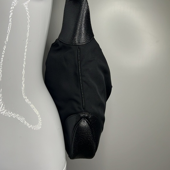 Gucci Jackie Black Nylon Pebbled Leather Black Metal Piston Closure Shoulder Bag - Picture 6 of 16